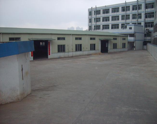 ���̰���